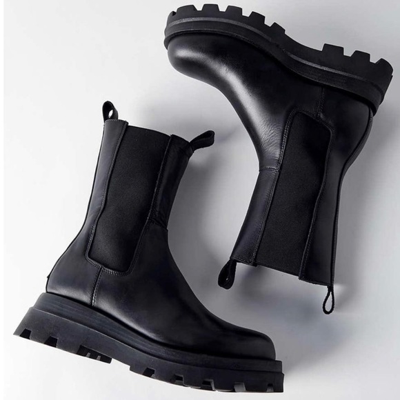 NIB Steve Madden Explorer lug sole chunky boots sz 8.5 - Picture 7 of 8